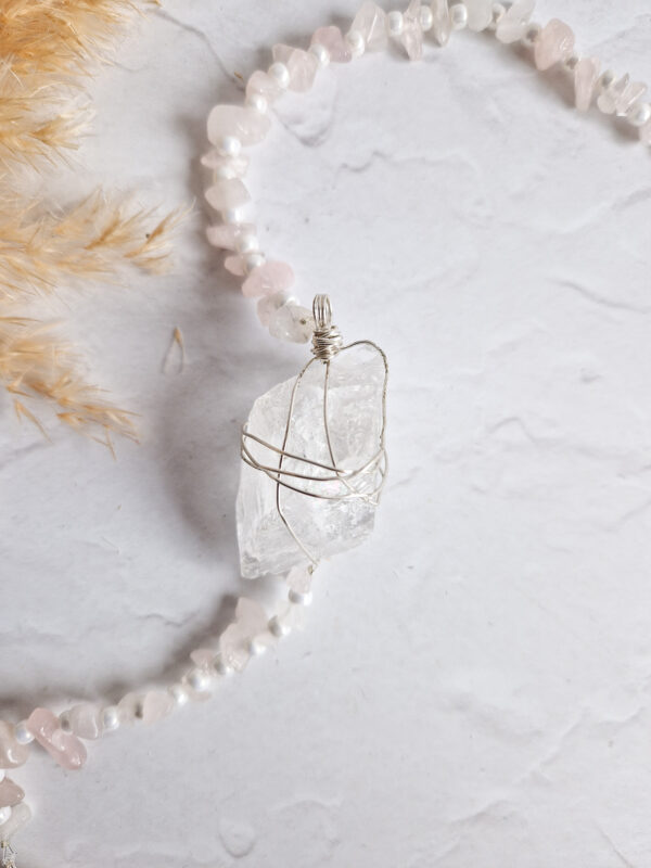 handgemaakte wandhanger met rozenkwarts, bergkristal, rhodochrosiet