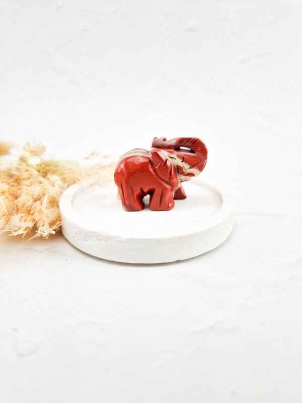 rode jaspis olifant