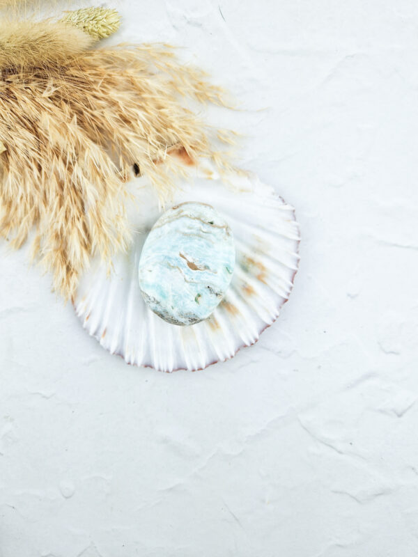 Caribbean blue calciet handsteen
