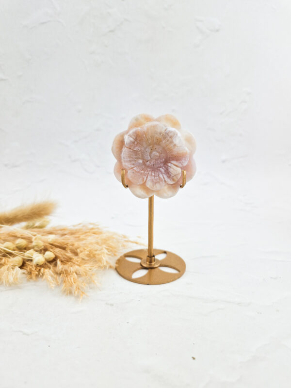 Bloemagaat bloem op standaard