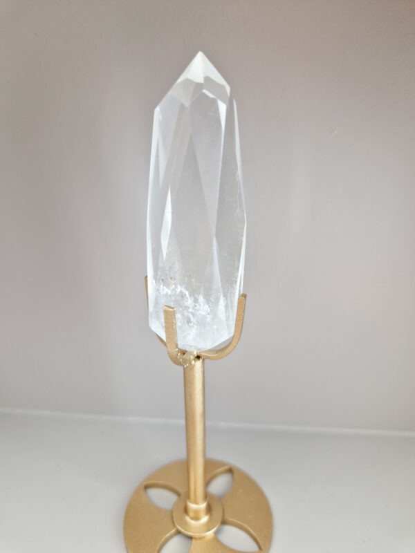 Bergkristal diamant op standaard
