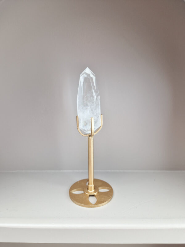 Bergkristal diamant op standaard
