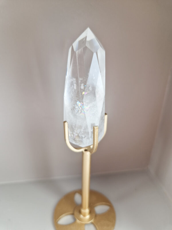 Bergkristal diamant op standaard
