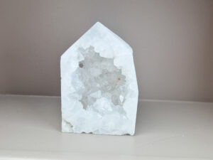 Kwarts geode toren