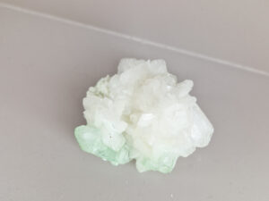 Apofylliet met stilbiet cluster