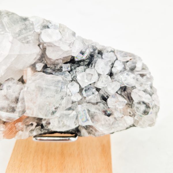 Chalcedoon met apofylliet en stilbiet cluster