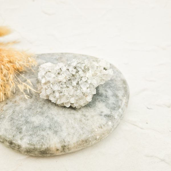 Chalcedoon met apofylliet cluster