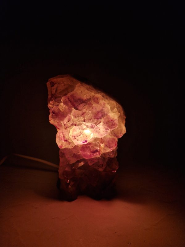 Amethist cluster lamp