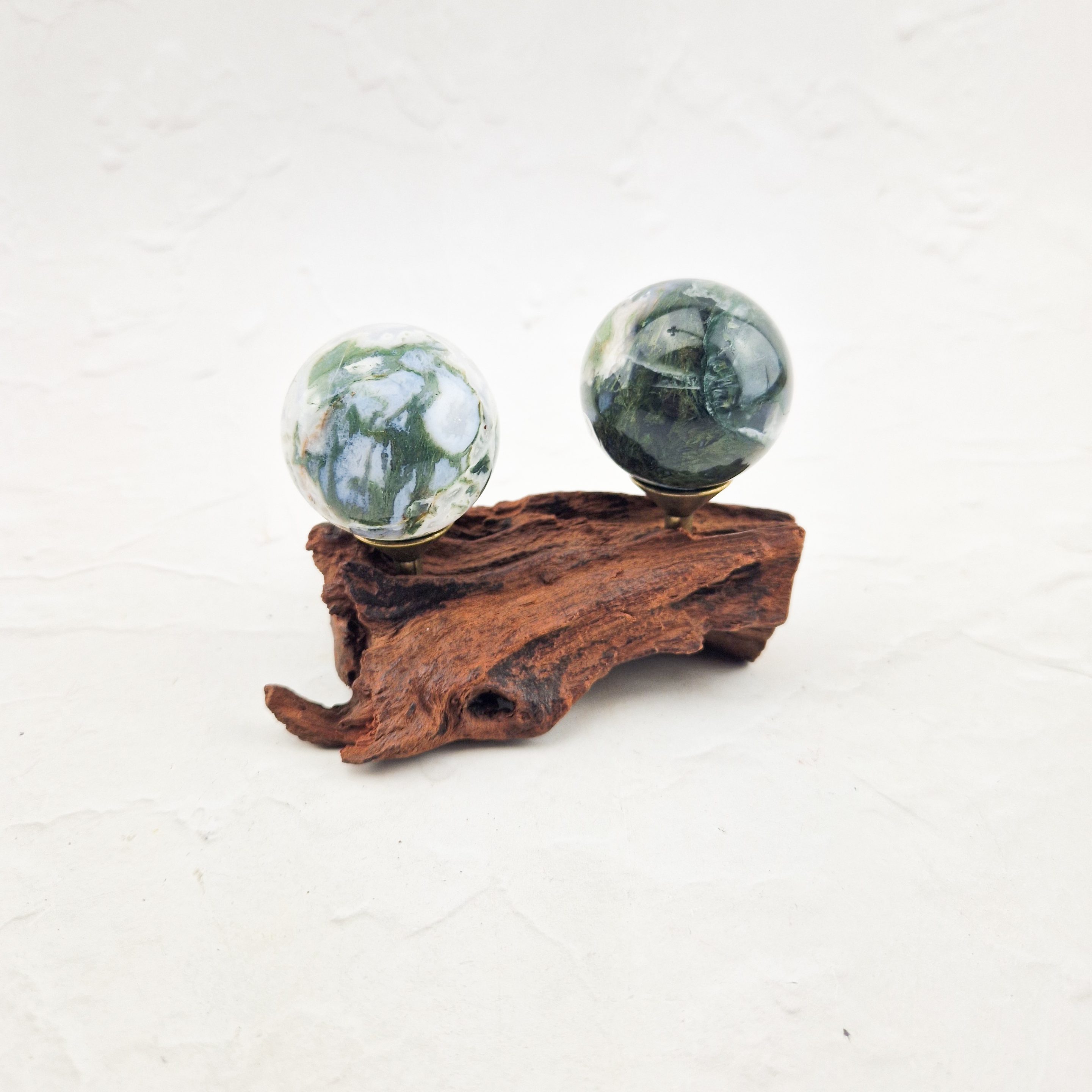 Bolhouder van drijfhout