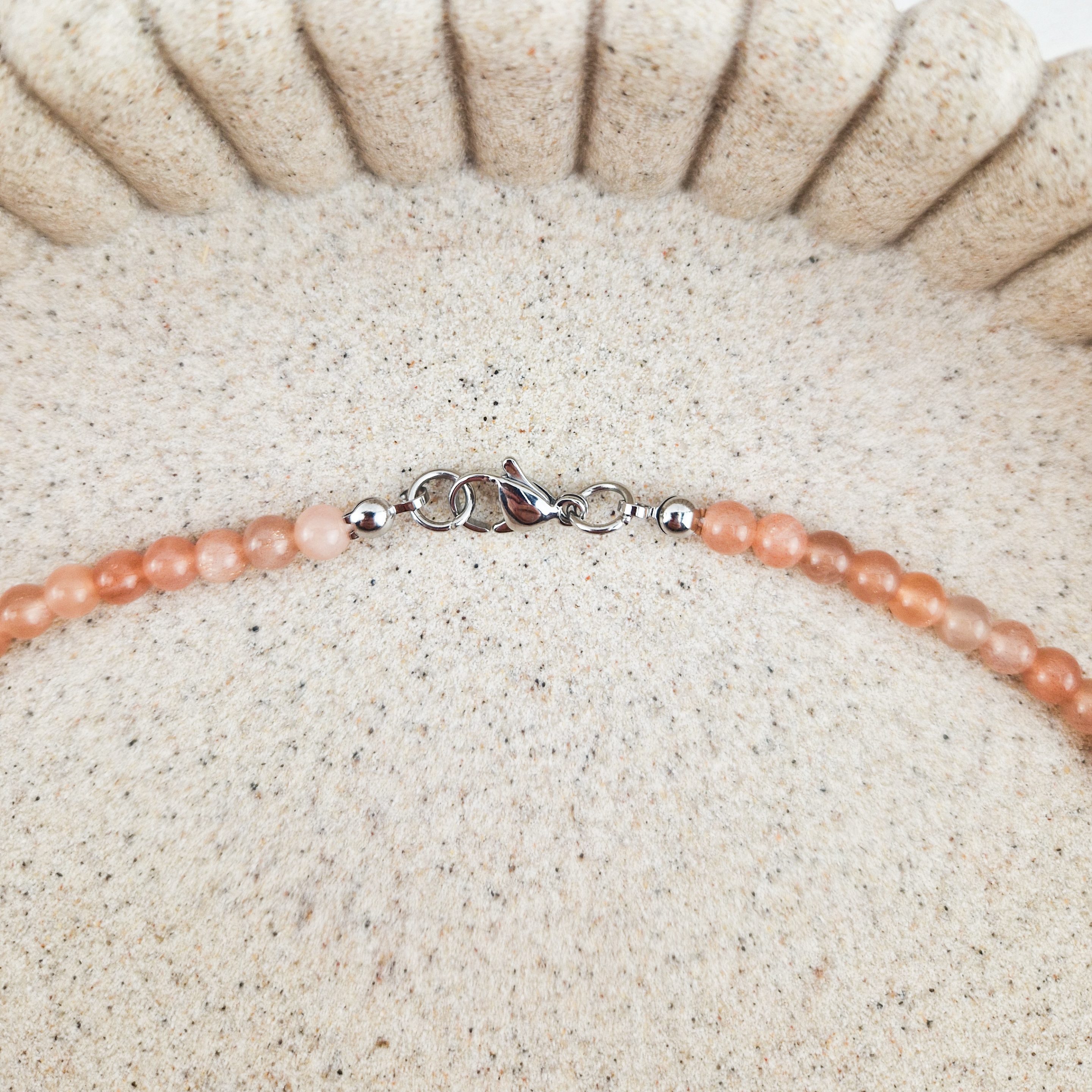 Maansteen ketting 4 mm kralen