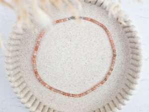 Maansteen ketting 4 mm kralen