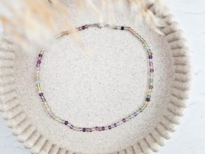Fluoriet ketting 4 mm kralen