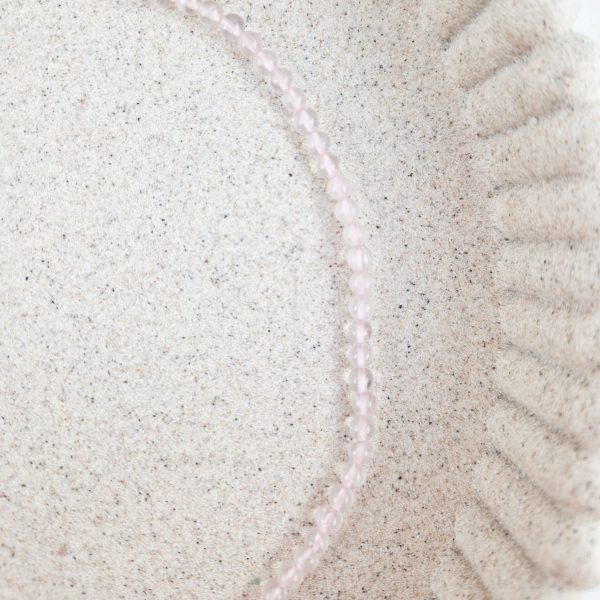 Rozenkwarts ketting 4 mm kralen