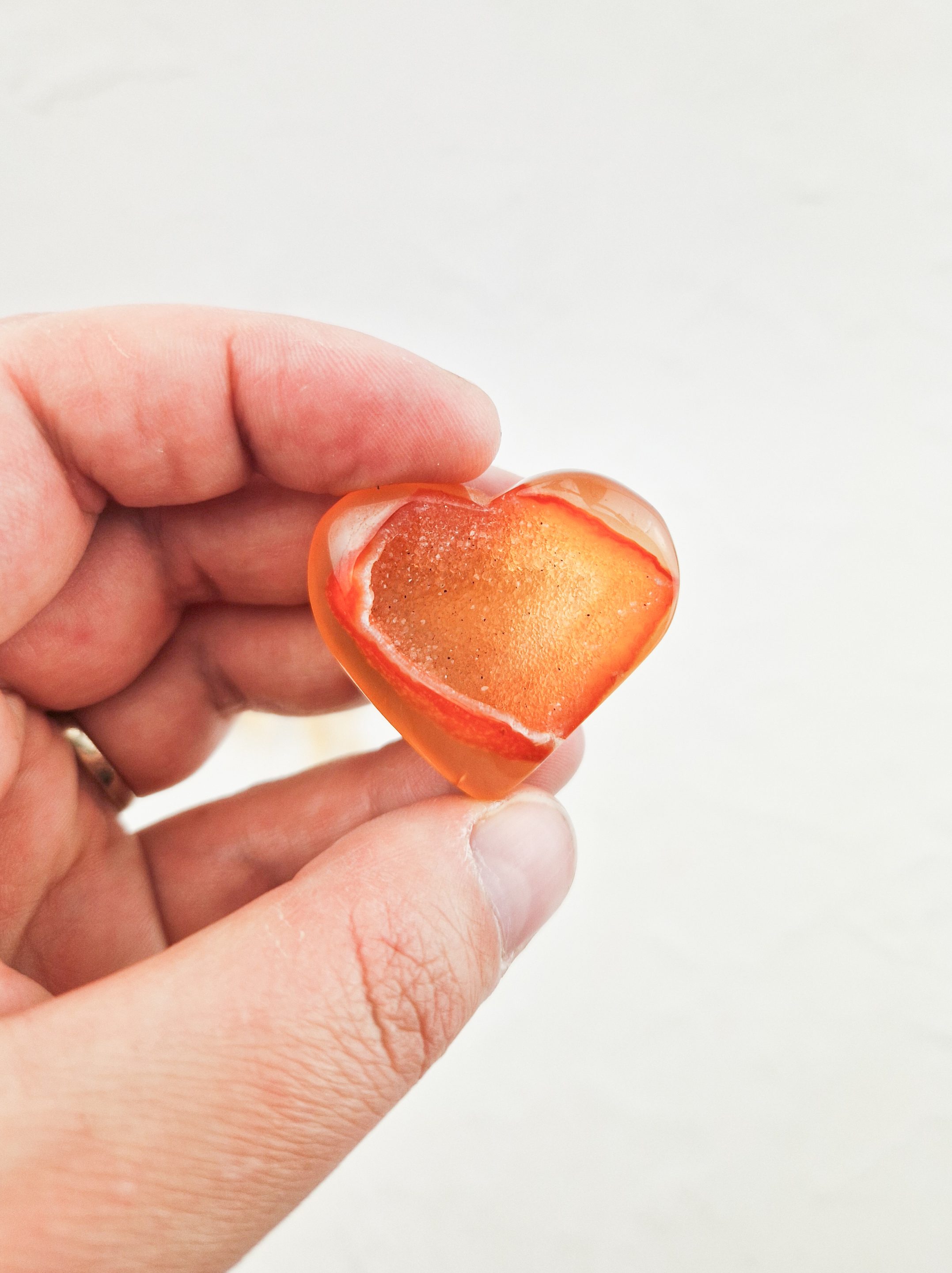 Carneool hart met druzy