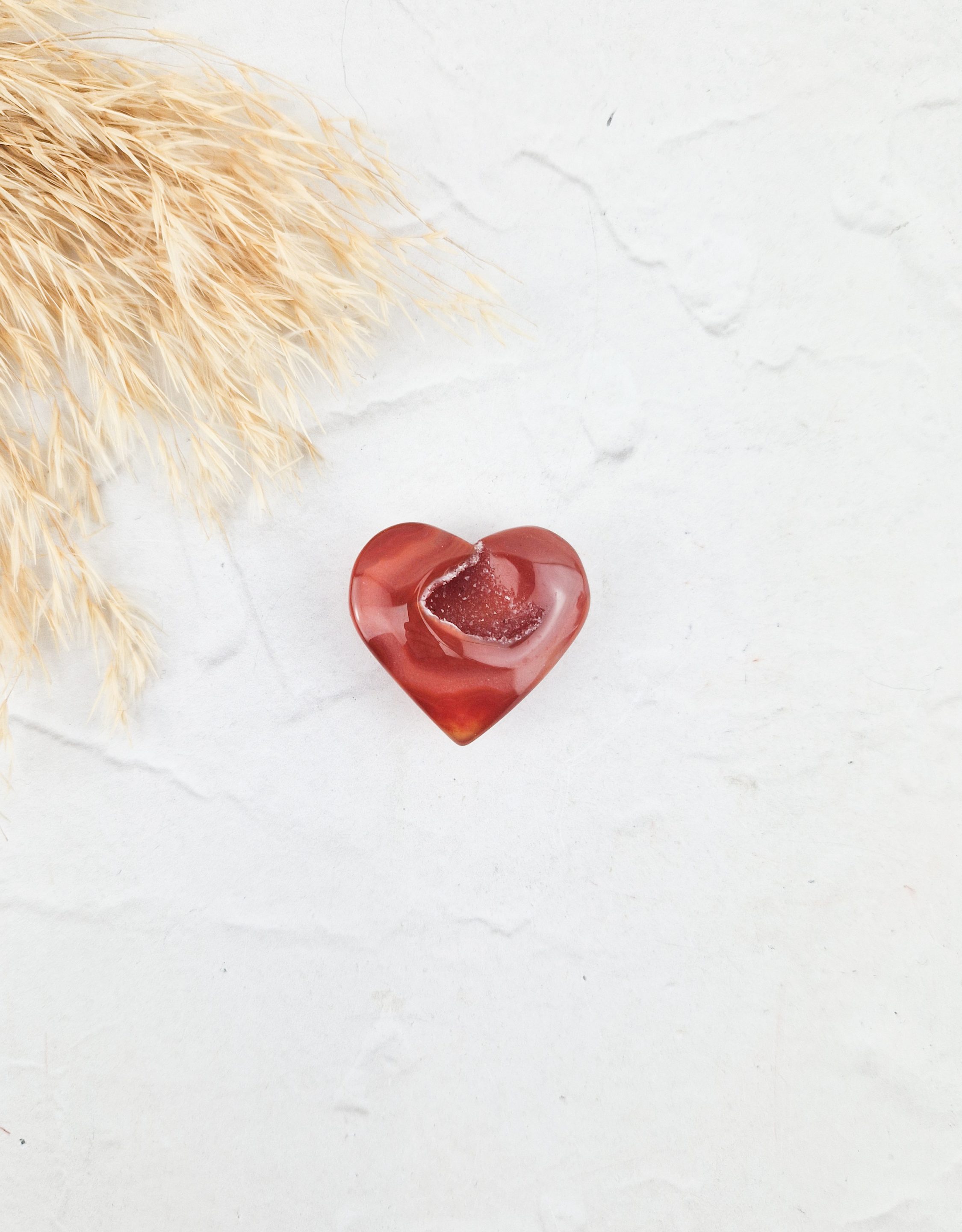 Carneool hart met druzy