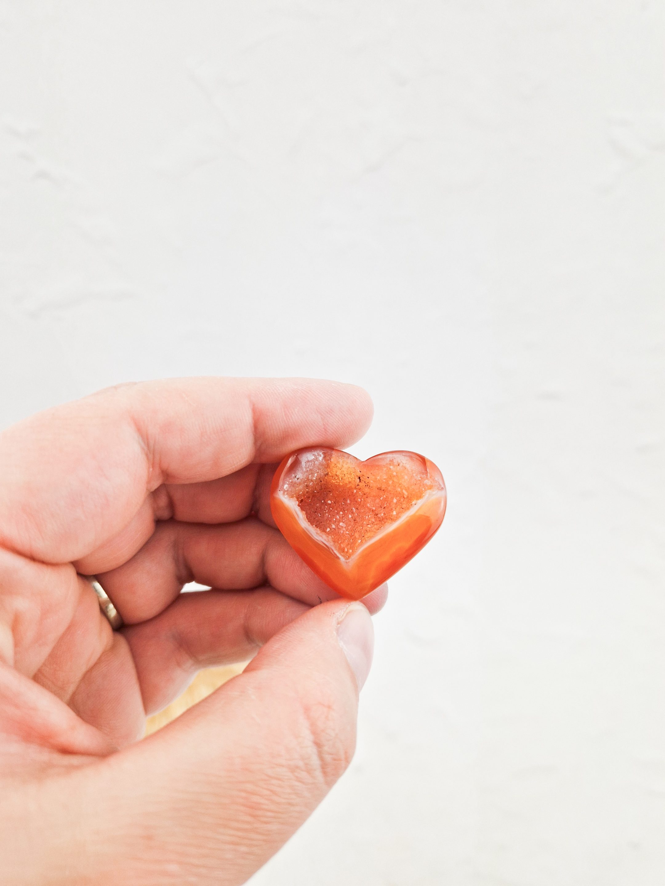 Carneool hart met druzy