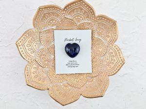 Pocket hug: a little heart (sodaliet)