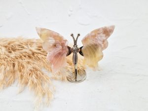 Vlindertje op standaard (bloemagaat)