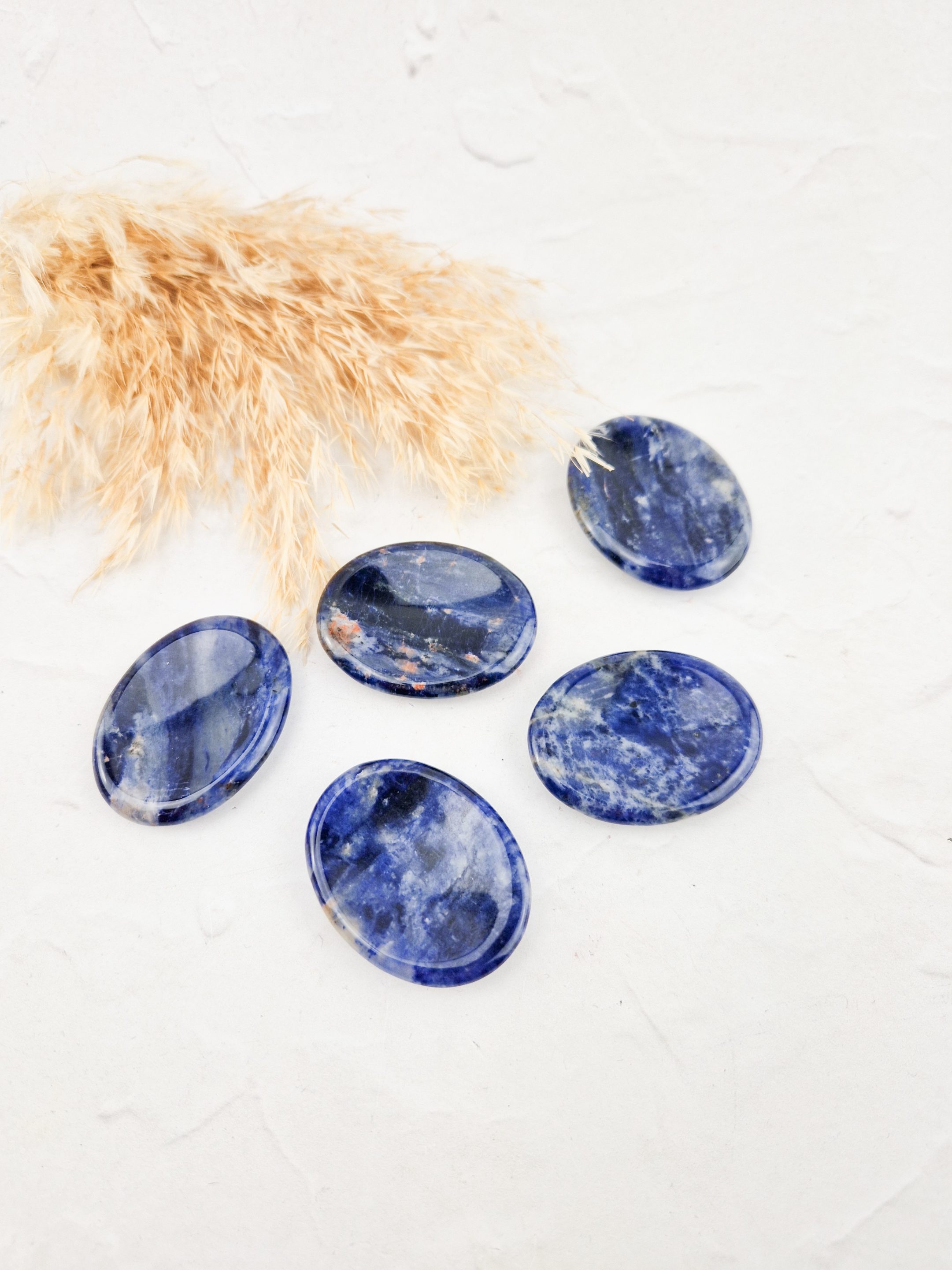 Sodaliet worry-stone / duimsteen