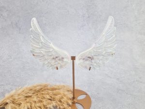 Seleniet (satijnspaat) engelenvleugels op standaard (angel aura)