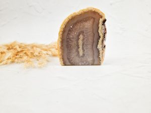 Agaat geode op standvlak
