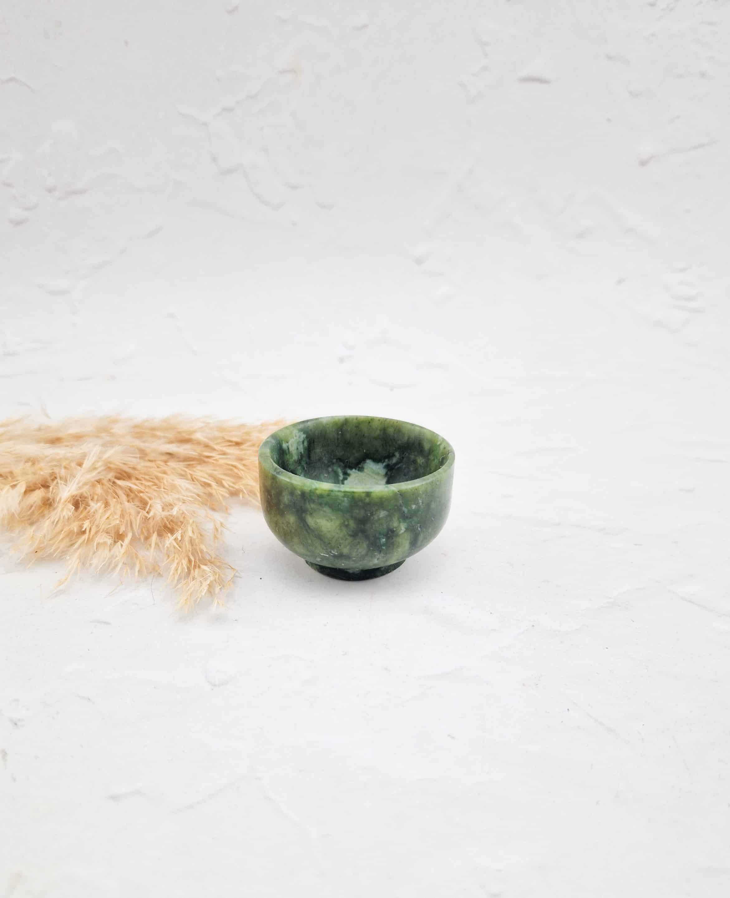 Groene jade schaaltje