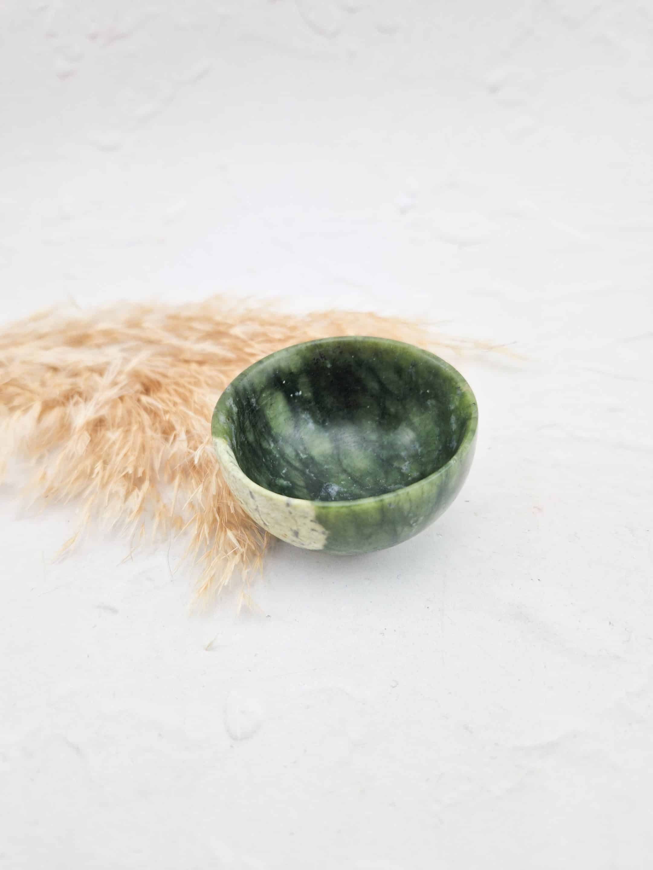 Groene jade schaaltje