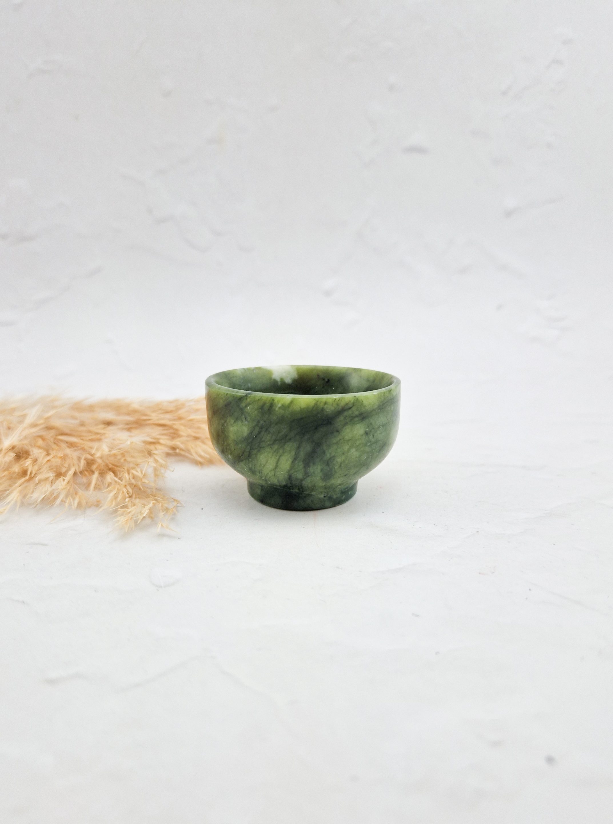 Groene jade schaaltje