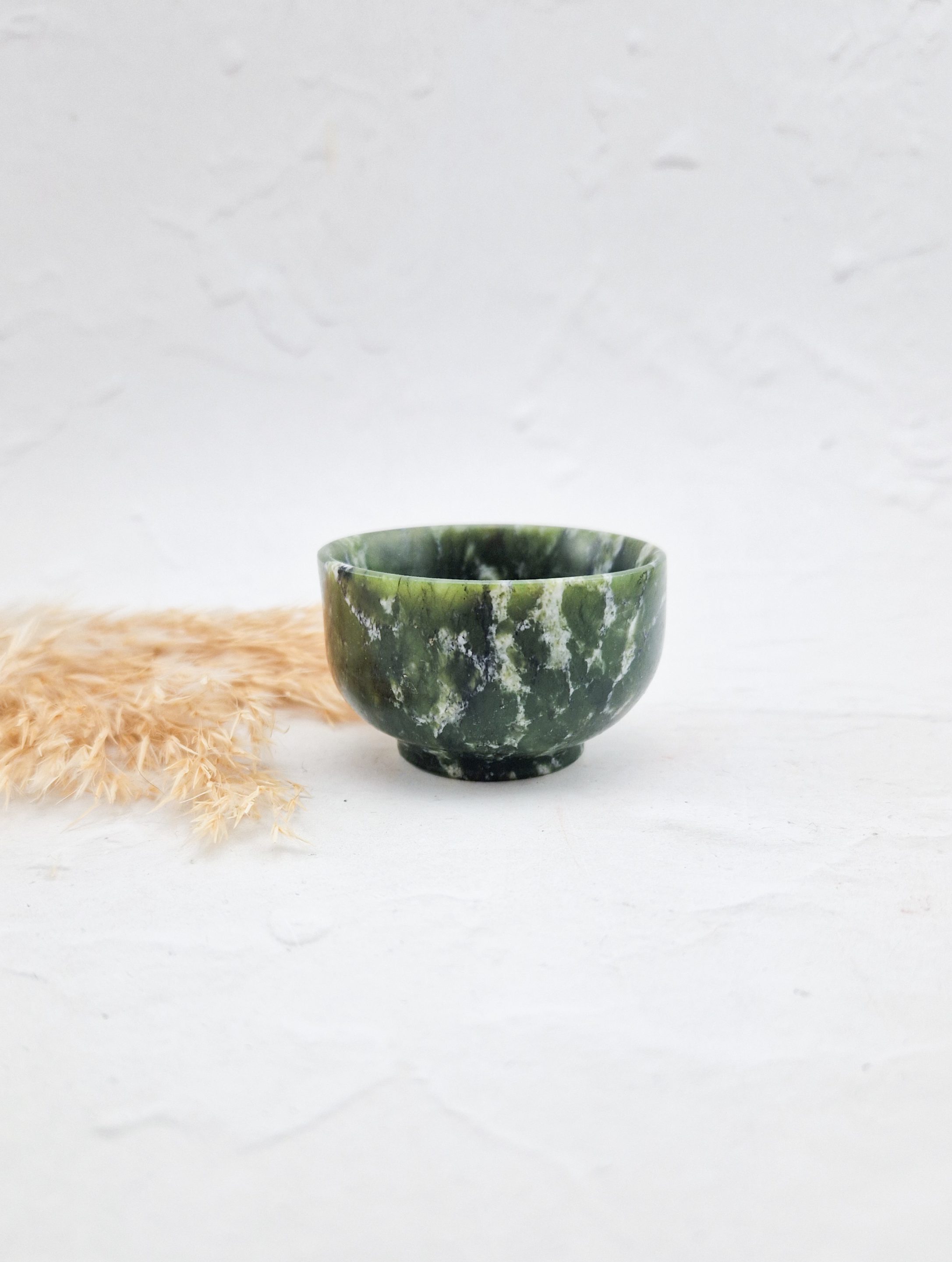 Groene jade schaaltje