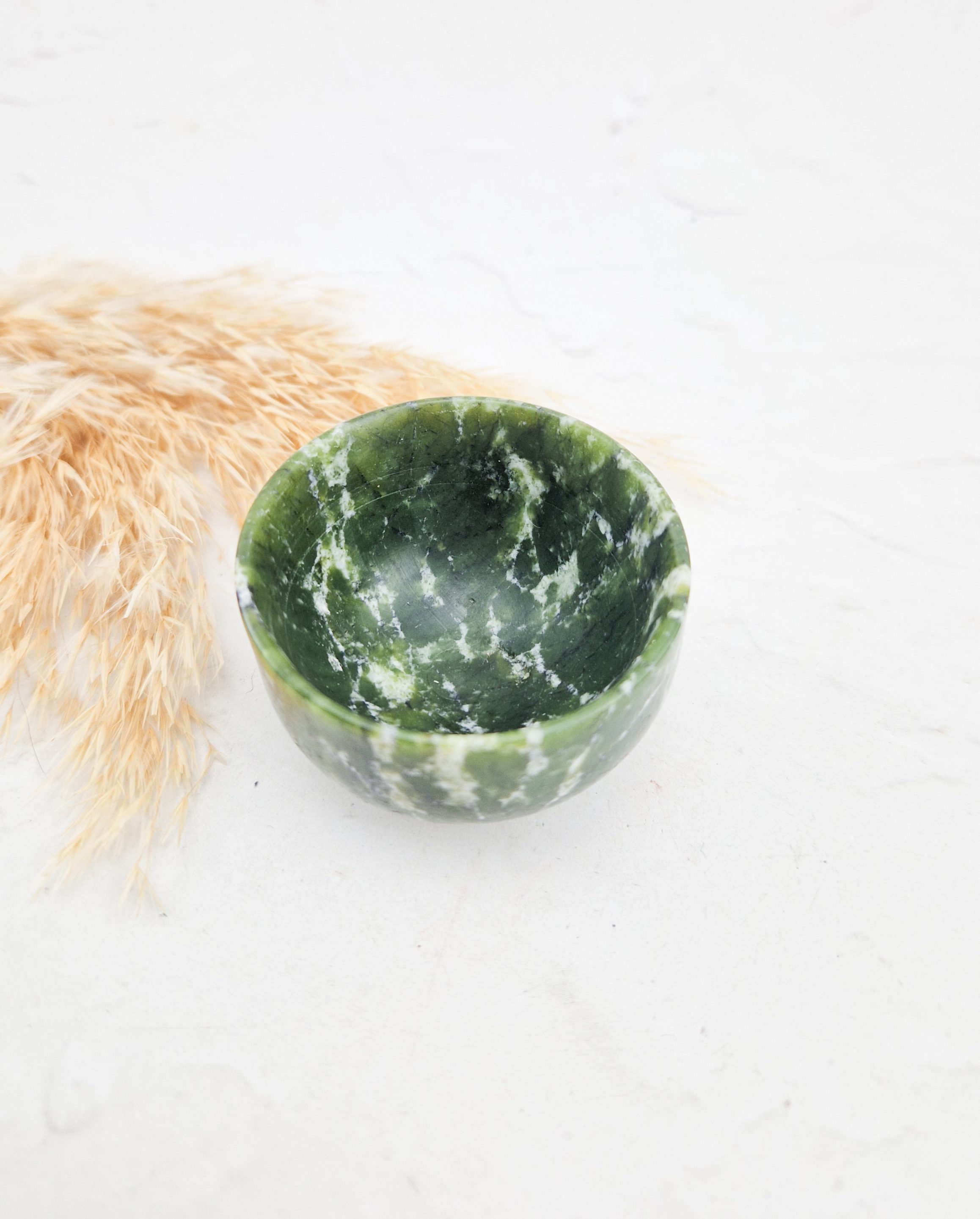 Groene jade schaaltje