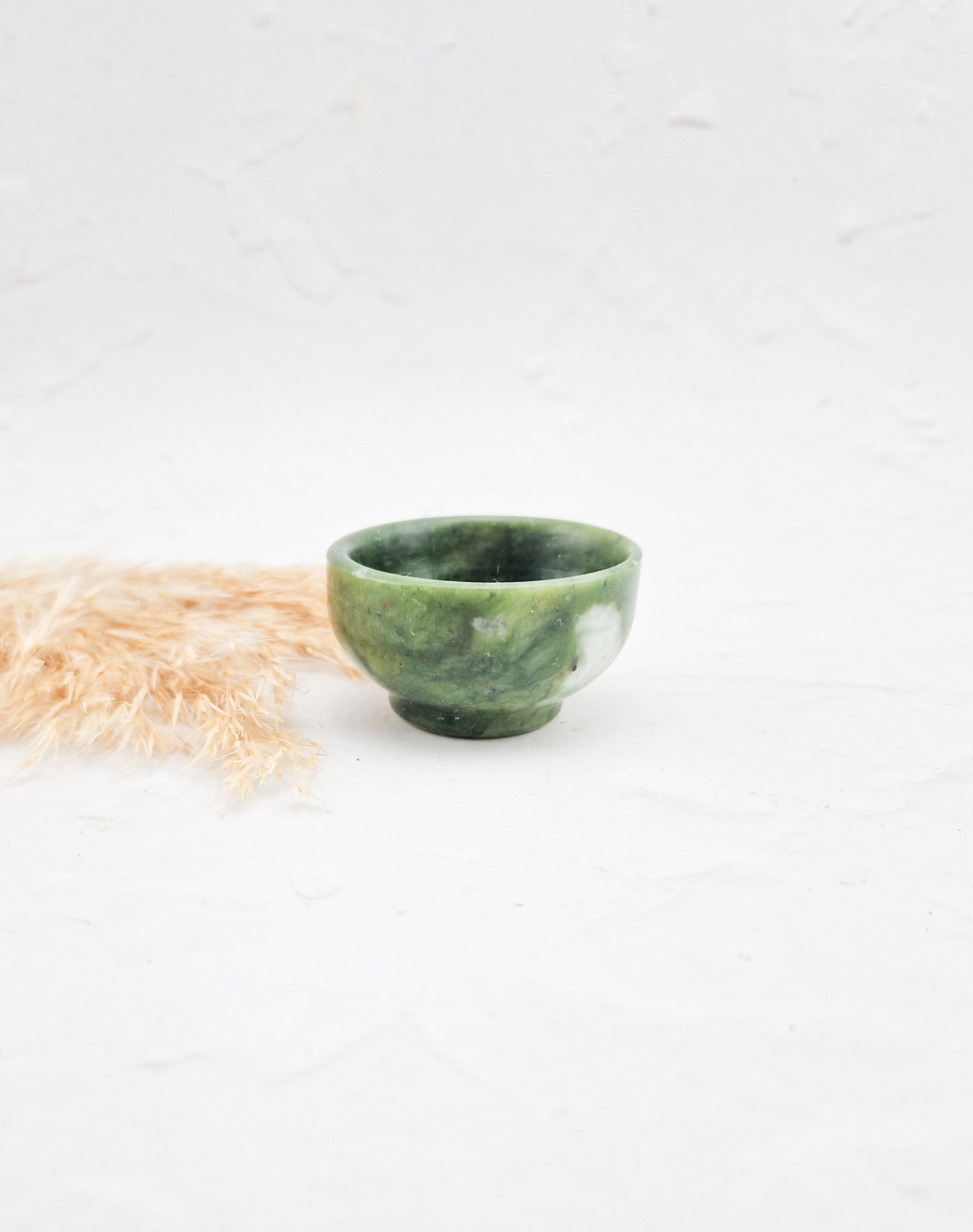 Groene jade schaaltje