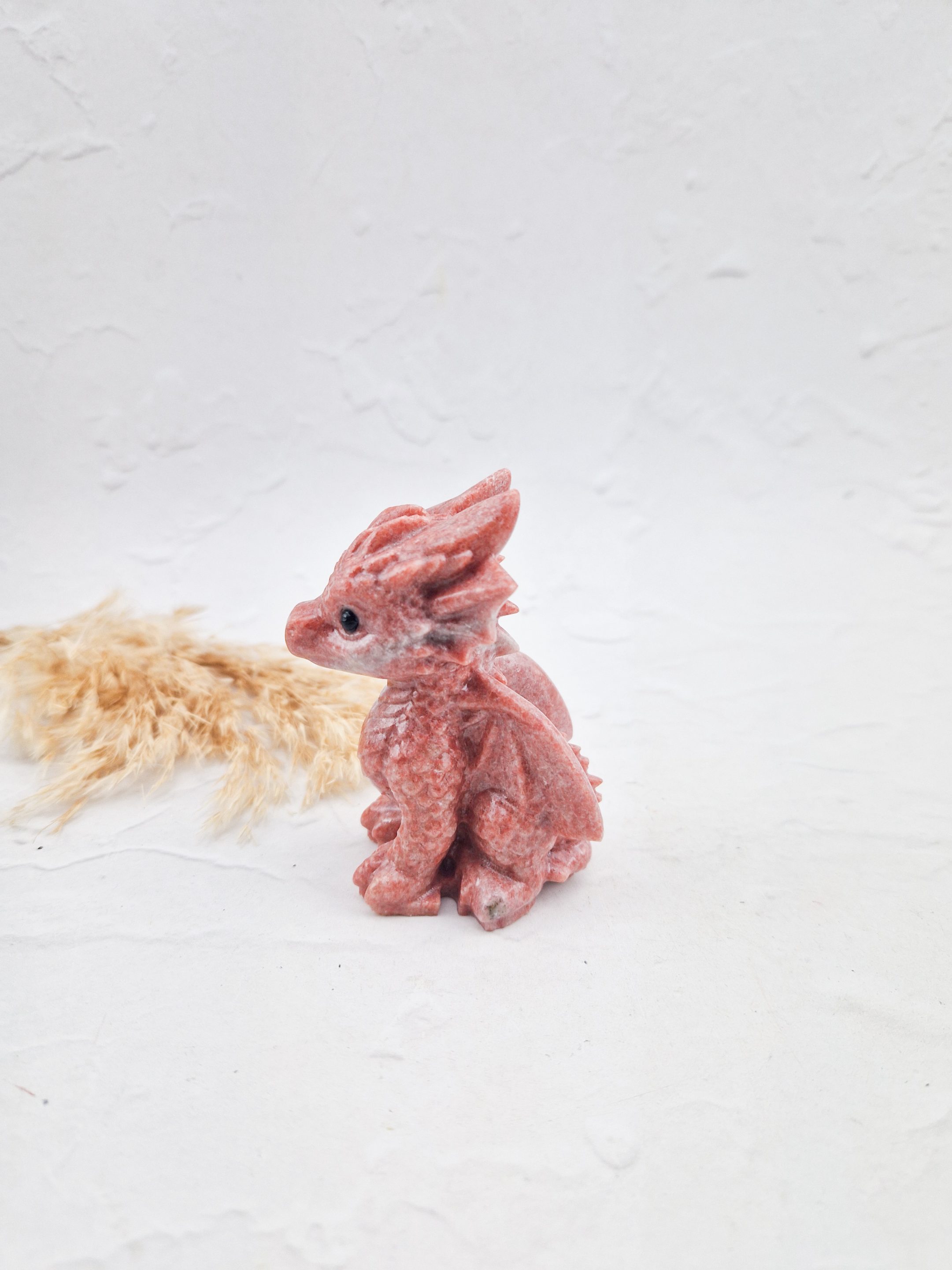Roze jaspis baby draak #2