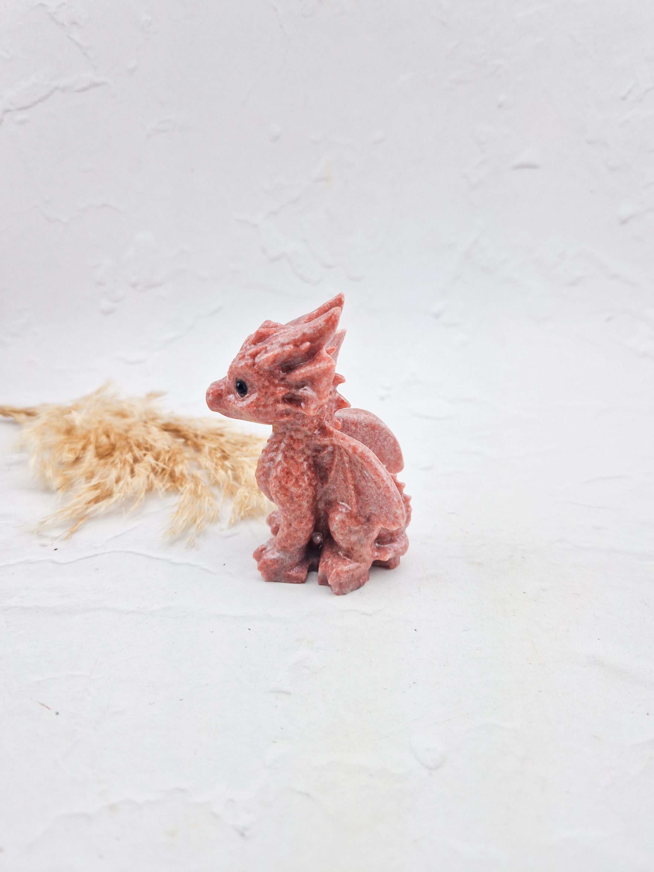 Roze jaspis baby draak #1