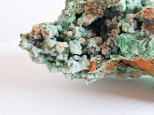 Ruwe smitsoniet uit Indonesië